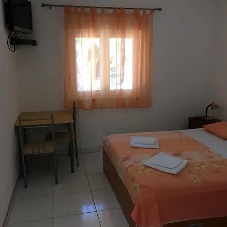 By The Sea Zaostrog, Makarska - 12951 * بوداكا